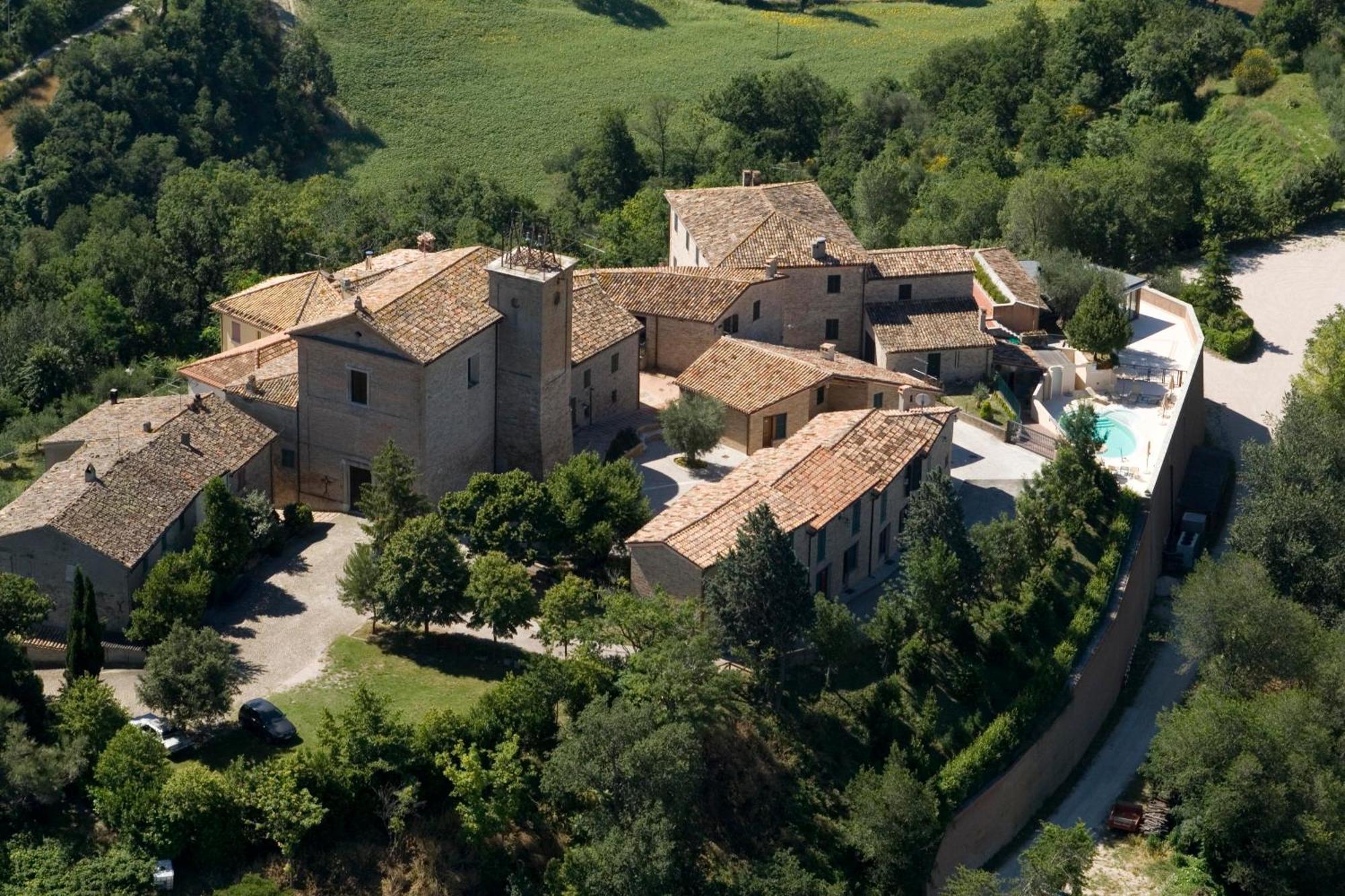 Casa Oliva Albergo Diffuso Bargni Exterior photo